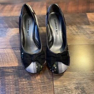 Madden Girl 3 1/2 inch heel Floral Shoes - size 7 1/2 -  Worn Once